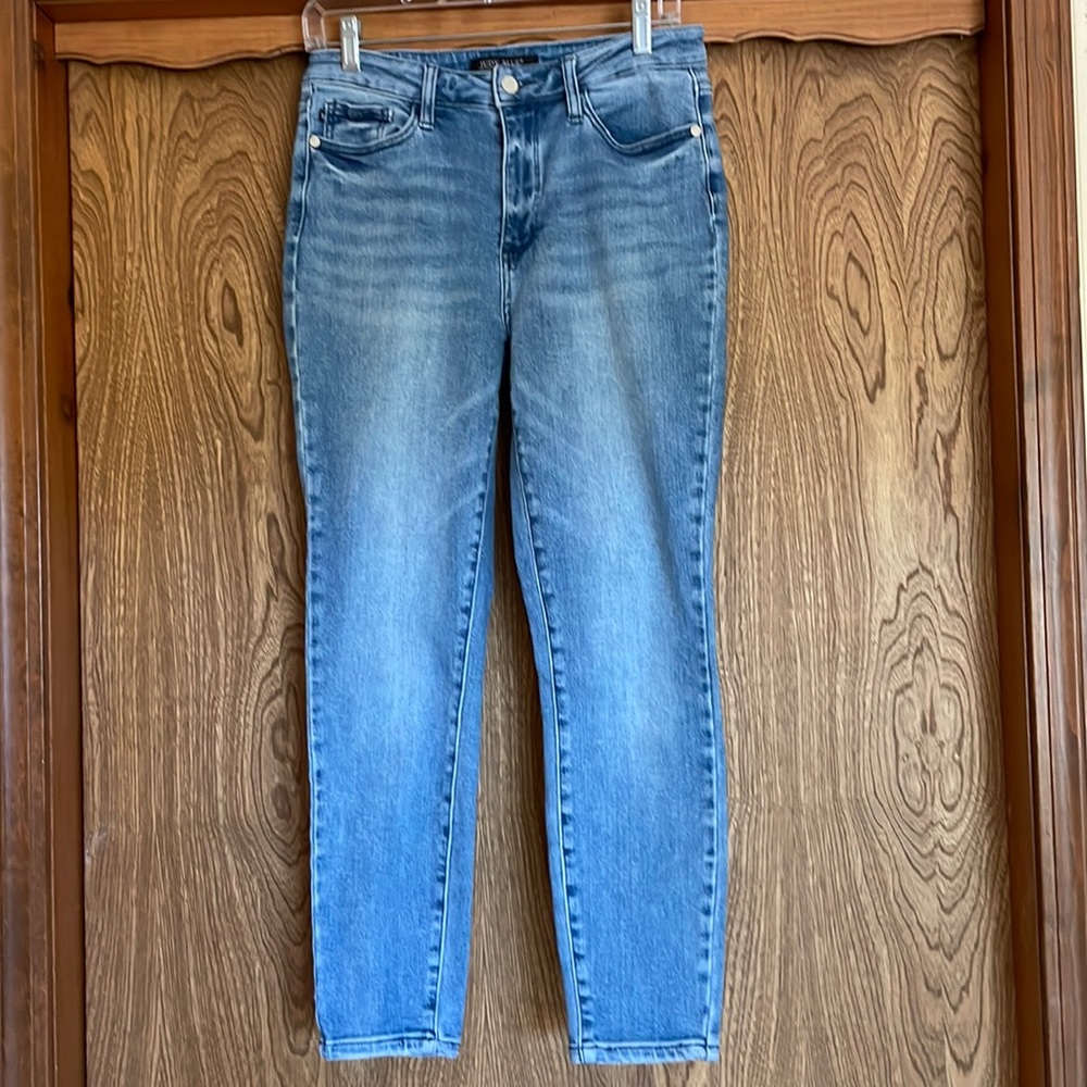 Judy Blue Relaxed Fit, size 9/29